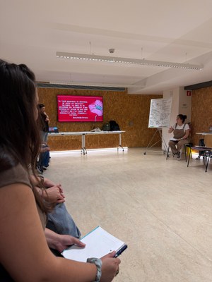 Formació sobre educació menstrual