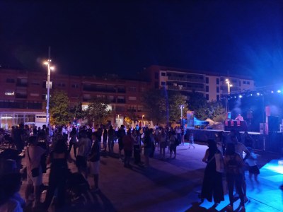 Instants de la Festa de Final de Curs al Parc de les Pruneres