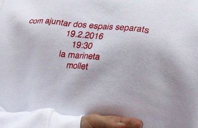 Com ajuntar dos espais separats.