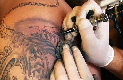 Iniciació al disseny de tatuatges.