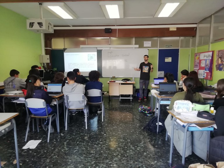 1er Taller a l'aula parlant de biodiversitat i ciència ciutadana 