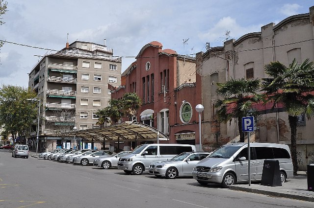 Taxis Mollet.jpg