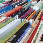Mercadet Solidari per la Marató de TV3: Lluita contra el càncer. Venda de llibres nous i de segona mà.