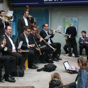 Sant Jordi 2013: Audició de Sardanes, a càrrec de la Cobla Mediterrània.