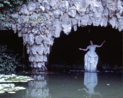 Visual Marineta:"Piedra Perla". Film súper 8, videoart de Mariaelena Roqué.