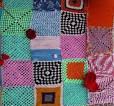 Dia Internacional de la No Violència Contra les Dones: Costura d'abrics (mantes).