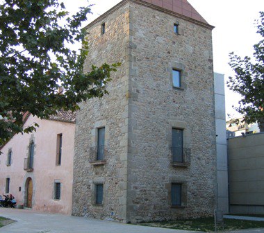 Artistes de barri: Espectacle amb actuacions dels alumnes i professors del Centre Cívic de Can Borrell.