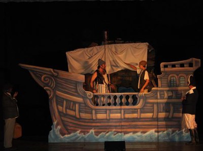 Teatre familiar: "L'Illa del tresor" de la Cia Veus veus.