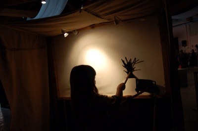 11a Mostra Internacional de Titelles de Mollet del Vallès: "Cal Titella". Cia. Galiot Teatre. Espai lúdic i de creació amb titelles per a infants.