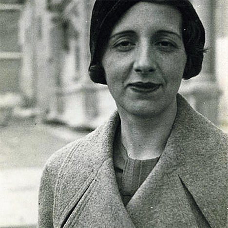 maria-zambrano-port.jpg
