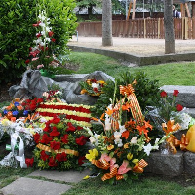 Ofrena floral Amical Mauthausen.