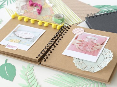 L'art és un joc al Museu Abelló: Taller d'scrapbooking.