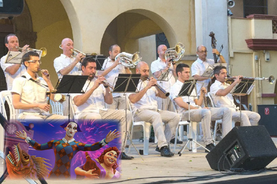 Baile de Sardanas con la Cobla Jovenívola de Sabadell.