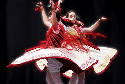 Baile "Las Gitanes en la plaza".