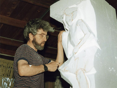 Charla: Encuentro en pequeño formato para escuchar las voces más cercanas a Cesc Bas.