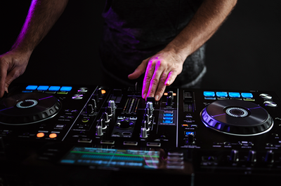 Imagen gráfica del cartel.