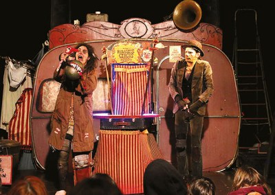 Parasite Circus (Compañía Tetes de Mules).