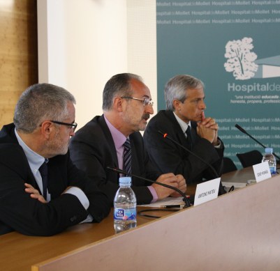 D’esquerra a dreta, Antoni Mateu, Josep Monràs i Jaume Duran obrien la jornada de presentació de la USL del Vallès a l’Hospital de Mollet