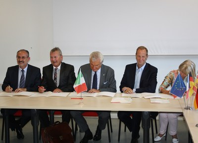 Mollet impulsa un manifest per la formació i ocupació juvenil a nivell europeu.