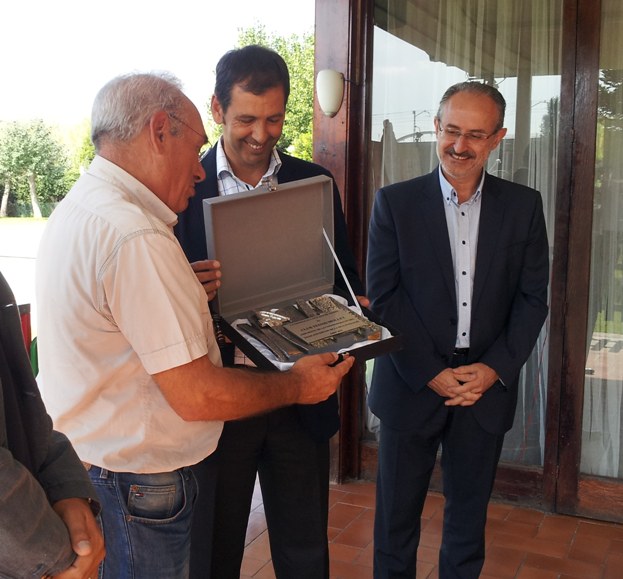 El màxim accionista del club, Albert Costa; el president Lluis Martínez; el president de la FCT, Joan Navarro; i l'alcalde de Mollet, Josep Monràs 