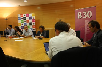 Reunió de la Comissió Executiva de l'Associació Àmbit B30 a Mollet .