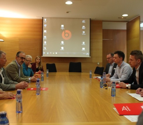 Visita-delegacio-Koge-web-nova-port.JPG