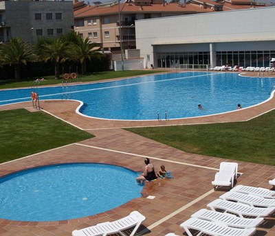 Piscina d'estiu a Ca n'Arimon.