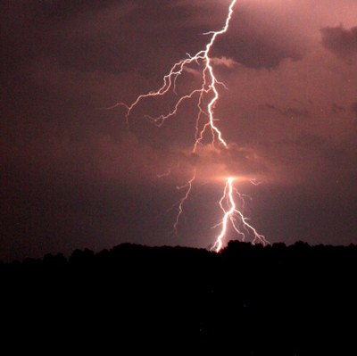 La tempesta d'ahir a Mollet provoca diverses incidències i danys materials.