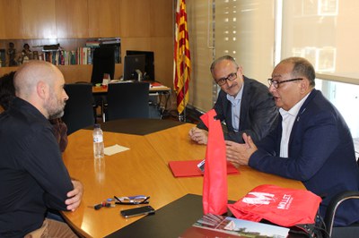 L'Ajuntament de Mollet amplia el fons de l'Arxiu Municipal amb la donació de documents de Joan Solé Tura .