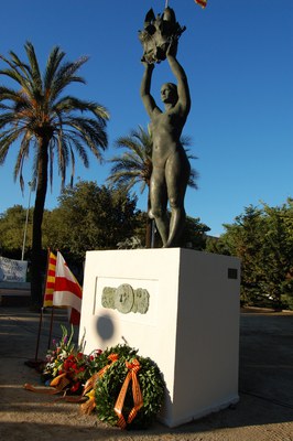 Ofrena floral en homenatge a Lluís Companys i a tots els immolats per la llibertat a Catalunya.