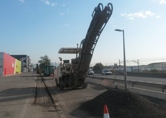 L'Ajuntament i la Comunitat de Propietaris acorden millorar i potenciar la Zona Comercial de Riera Seca.