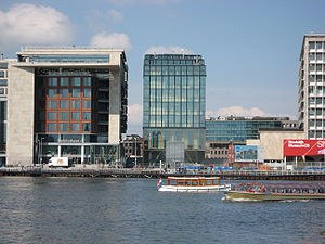 Mollet i Amsterdam estrenyen vincles per potenciar la música.