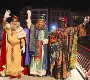 Ses Majestats els Reis d'Orient arriben a Mollet.