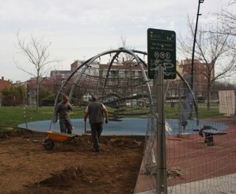  Nou parc infantil de 250 m² com a exemple d'inclusió social a Mollet .