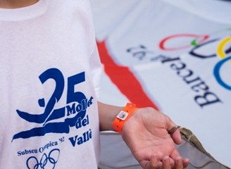  Mollet rep el reconeixement de la família olímpica en el 30è aniversari del CAR .