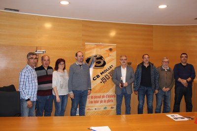 A Mollet, el bàsquet, segueix fent història .