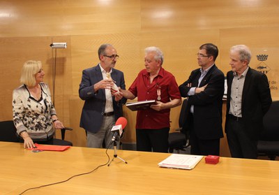 L’Ajuntament de Mollet i la Creu Roja homenatgen Romà Parera.