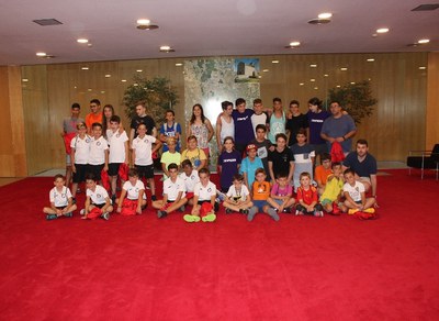 L’Ajuntament entrega els premis a l’esportivitat en els Jocs Esportius Escolars.