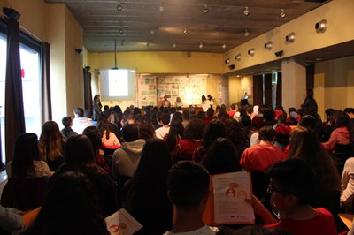 Mollet impulsa la mediació per solucionar conflictes en l’àmbit educatiu .