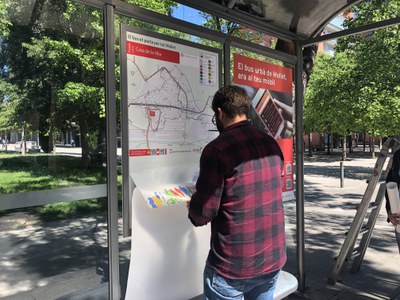 S’instal·len nous plafons informatius del transport públic de Mollet.
