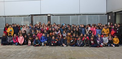 Més de 250 alumnes de Mollet recullen el CIF de les seves cooperatives escolars .