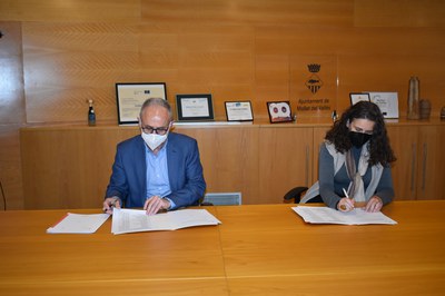 El Ayuntamiento agranda su patrimonio documental con una nueva donación.