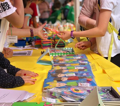 Uns 200 alumnes de Mollet crearan cooperatives a classe aquest curs escolar.