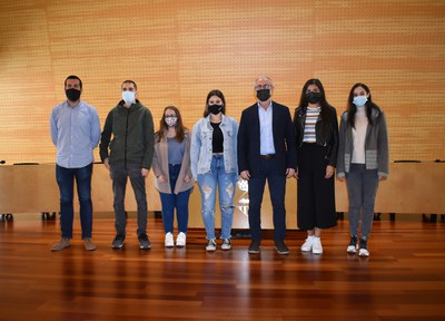 El Ayuntamiento contrata a 5 jóvenes en el marco del Programa de Garantía Juvenil.