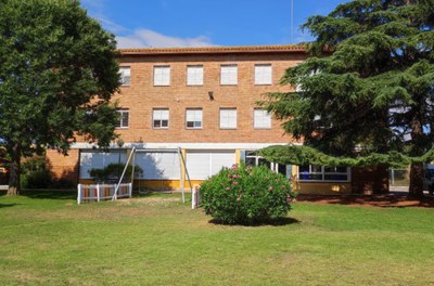 S’inicien les obres d’instal·lació dels mòduls provisionals a l’Escola d’Educació Especial Can Vila.