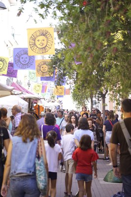 Èxit de participació a la Fira d’Artesans .