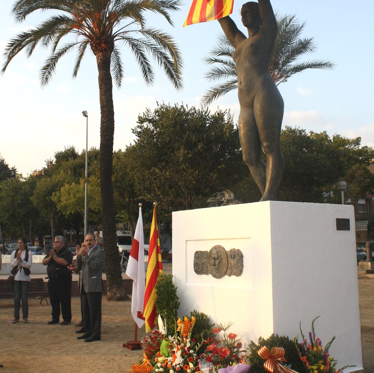 Ofrena-floral-Lluis-Companys-.jpg
