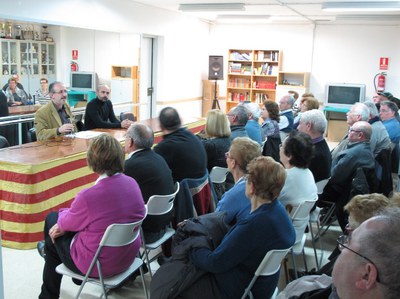 Trobada de l'alcalde amb els veïns de la Plana Lledó.