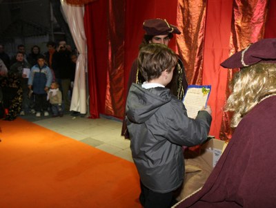 Vine a lliurar la carta als Reis.