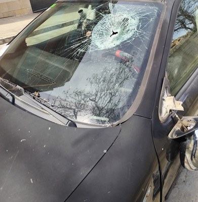 Daños a un vehículo.